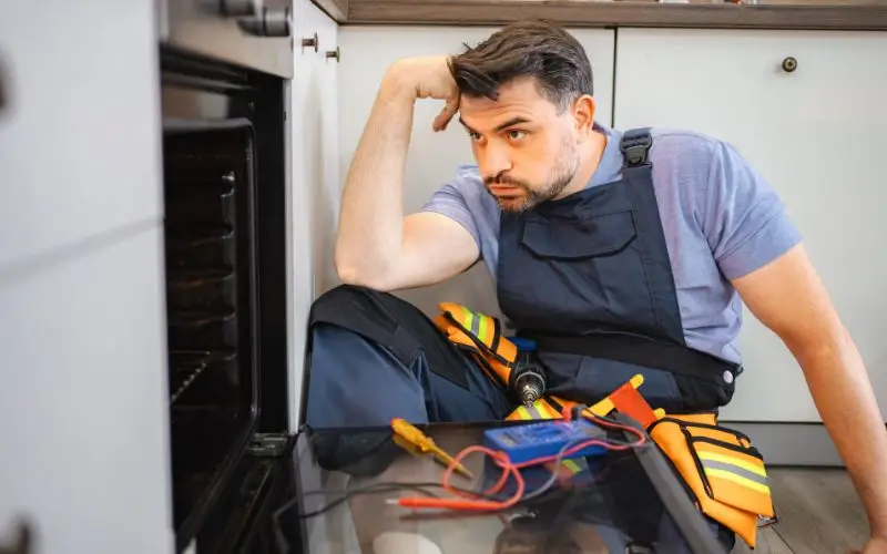 Why Does Your Oven Keep Tripping the Fuse? Causes and Solutions - London Appliance Repair